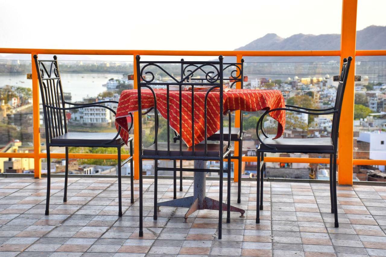 Hotel Kurabar Kothi Udaipur Exterior foto